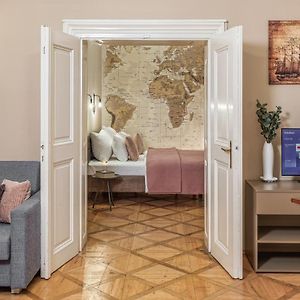 6 Continents Apartments By Adrez